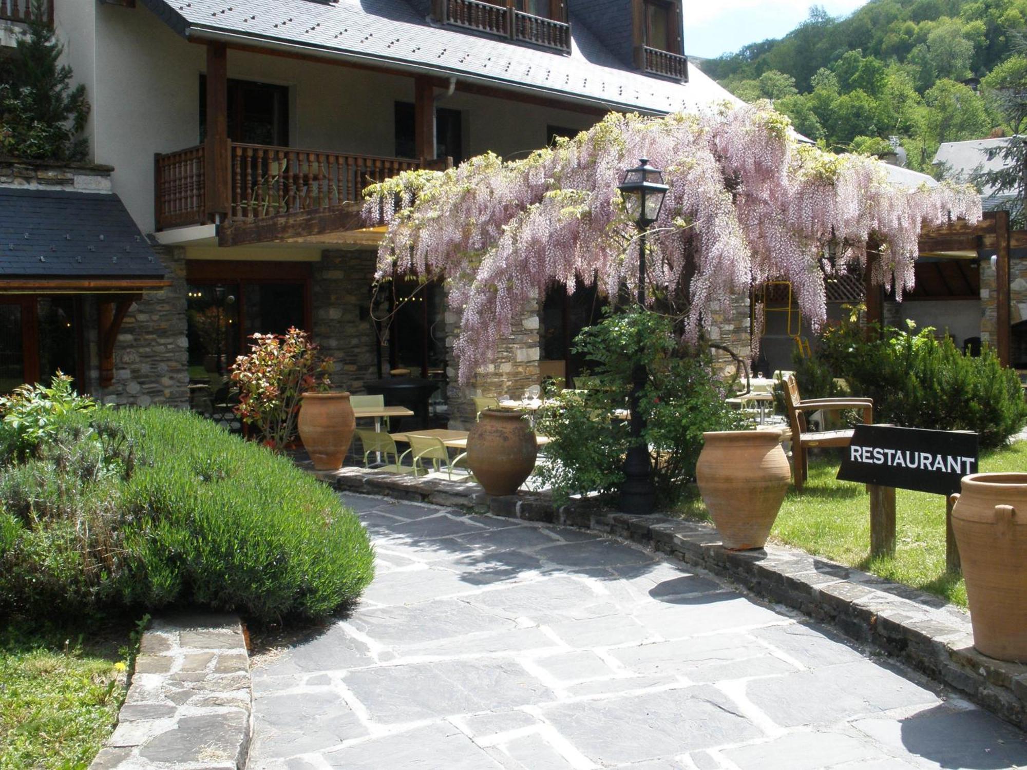 Hôtel Mir Saint-Lary-Soulan Buitenkant foto